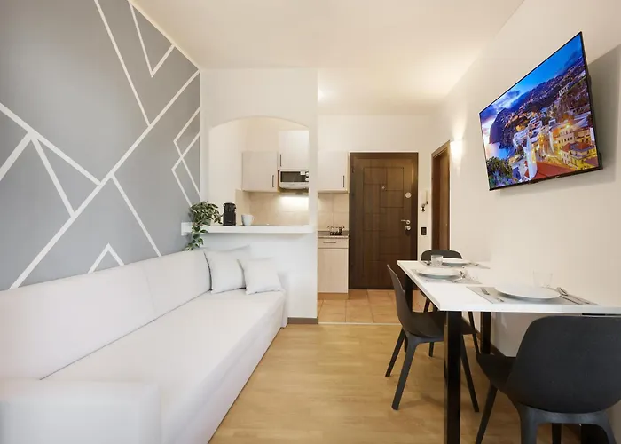 Palm With Free Parking شقة *